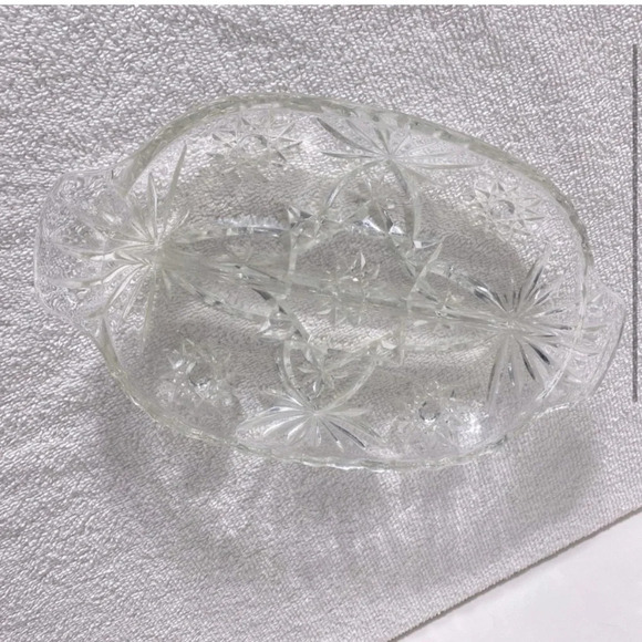 Vintage Clear Cut Glass Divided Relish Serving Dish - Picture 3 of 8